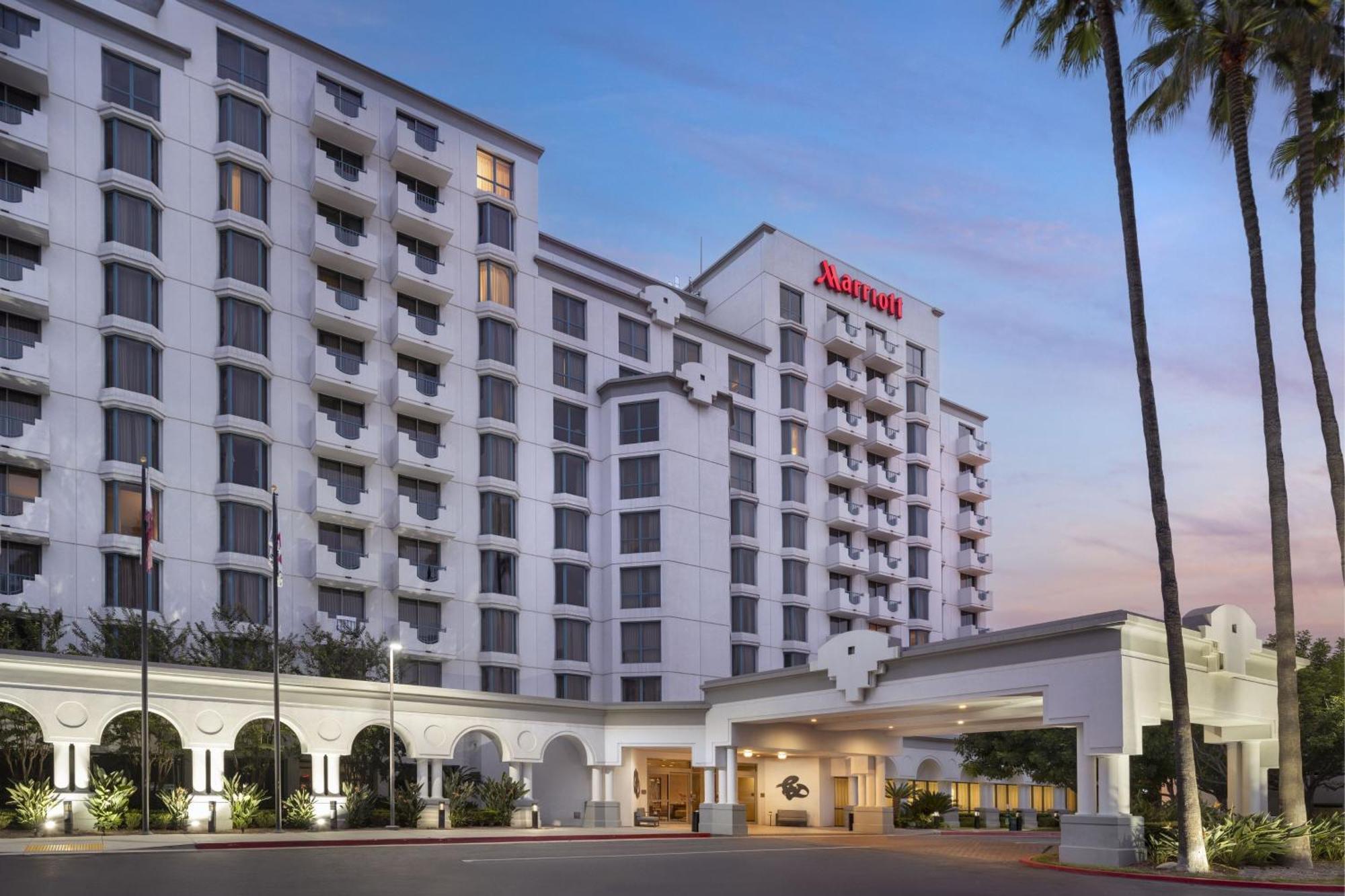 Costa Mesa Marriott Hotel Exterior photo